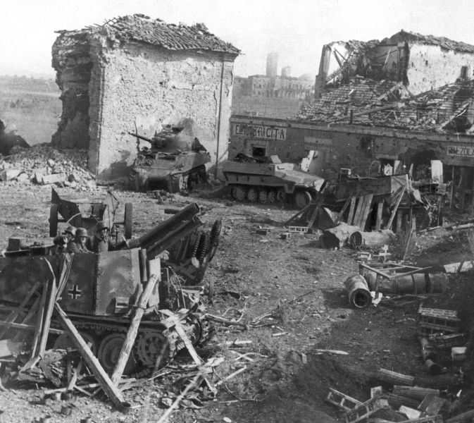 Archivo:Carroceto. Zniszczone zabudowania (2-2214).jpg