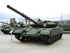 Un carro de mando T-64BVK del Museo de Tanques de Kubinka expuesto en el Foro Army 2016.