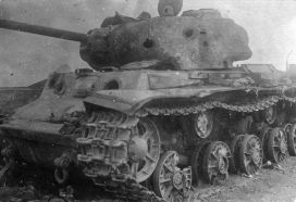 Un KV-1S destruido en la Batalla de Kursk.