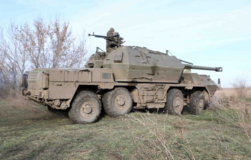 Archivo:UA 110th bgd Dana 02.jpg