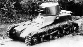 Pruebas con el prototipo Renault ZM a finales de 1934. Básicamente, era un AMR 33 con casco de fundición y suspensión del Renault VO.