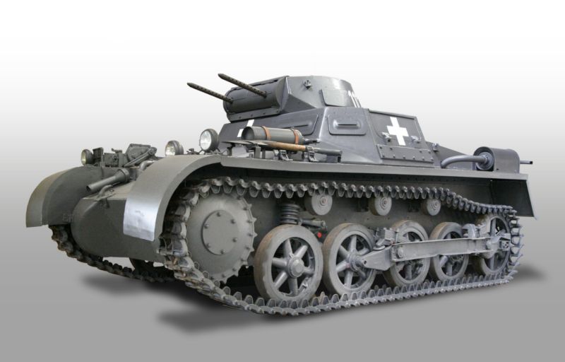Archivo:SdKfz101 noBG.jpg